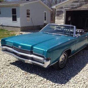 Meet your Posher, Aaron